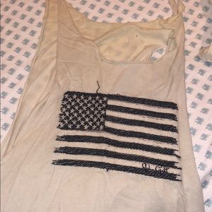 Super cute Brandy Melville shirt
